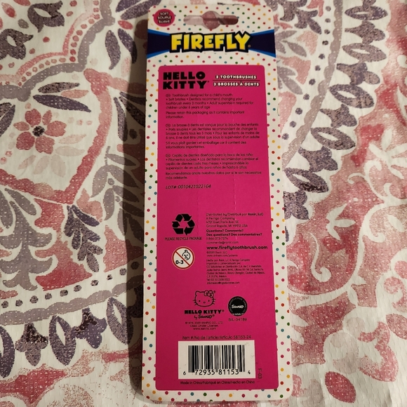 4 Piece Sanrio Hello Kitty 1 Toothbrush case holder 3 Kids Toothbrushes Soft NWT - Picture 7 of 9